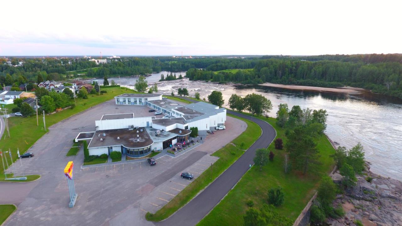 Motel Chute Des Peres Dolbeau-Mistassini Exterior foto